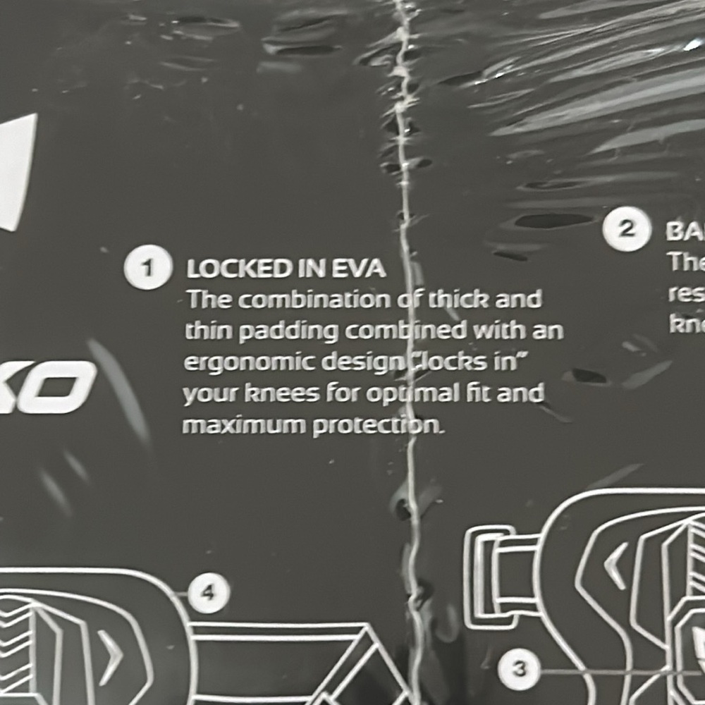 Protective Gear Set - Picture 8 of 12